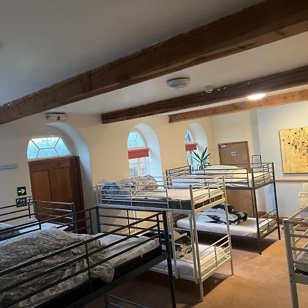 Llanfyllin Workhouse - Y Dolydd Pansiyon Dış mekan fotoğraf